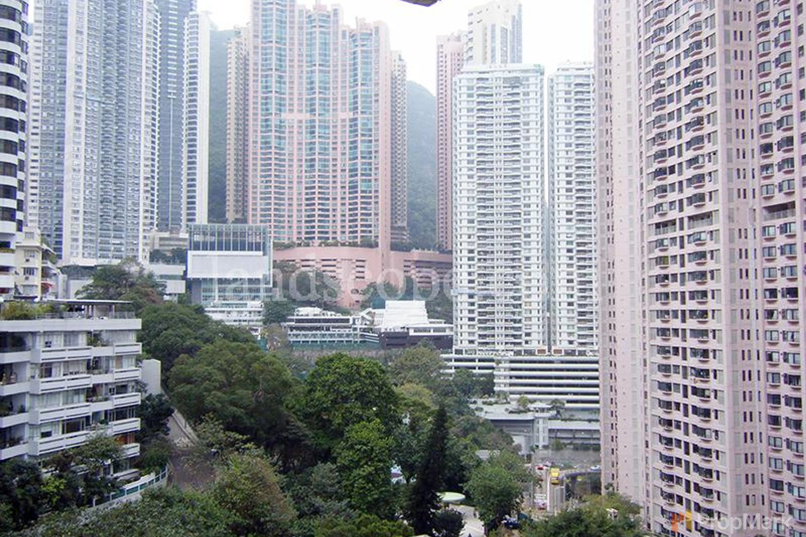 相片 2 — 嘉慧園，中半山