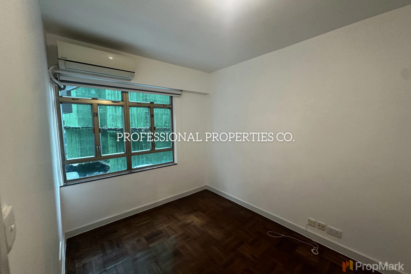 photo 5 — Merry Court, Mid-levels West