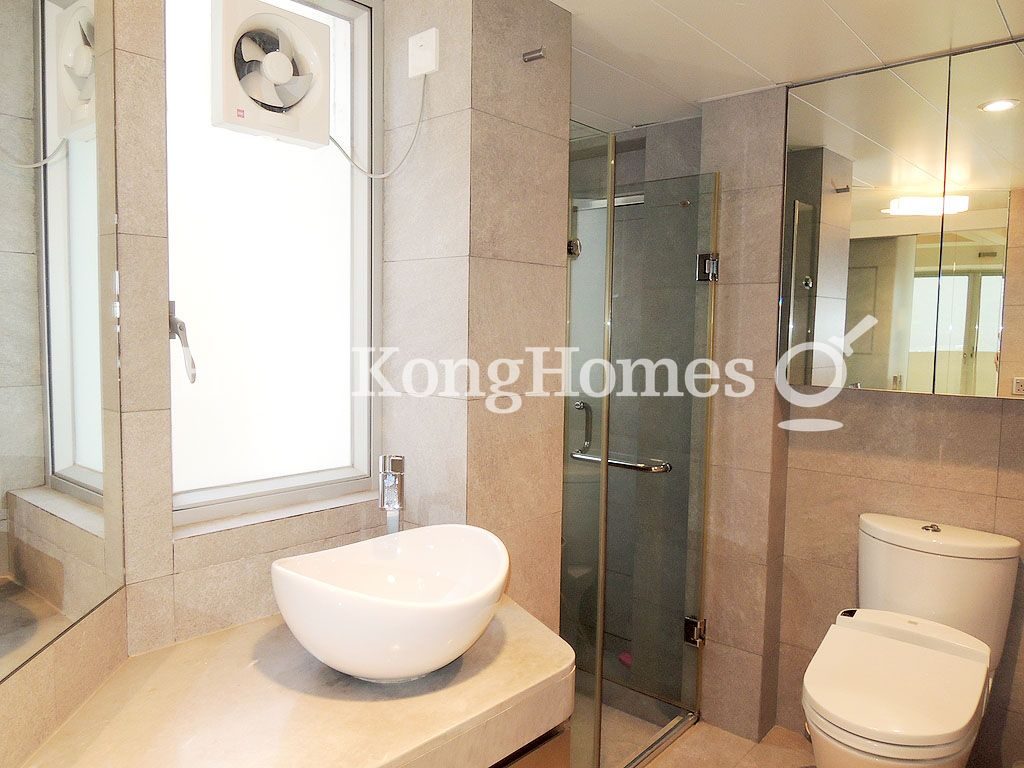 Guest Bathroom — 駿馬閣，跑馬地
