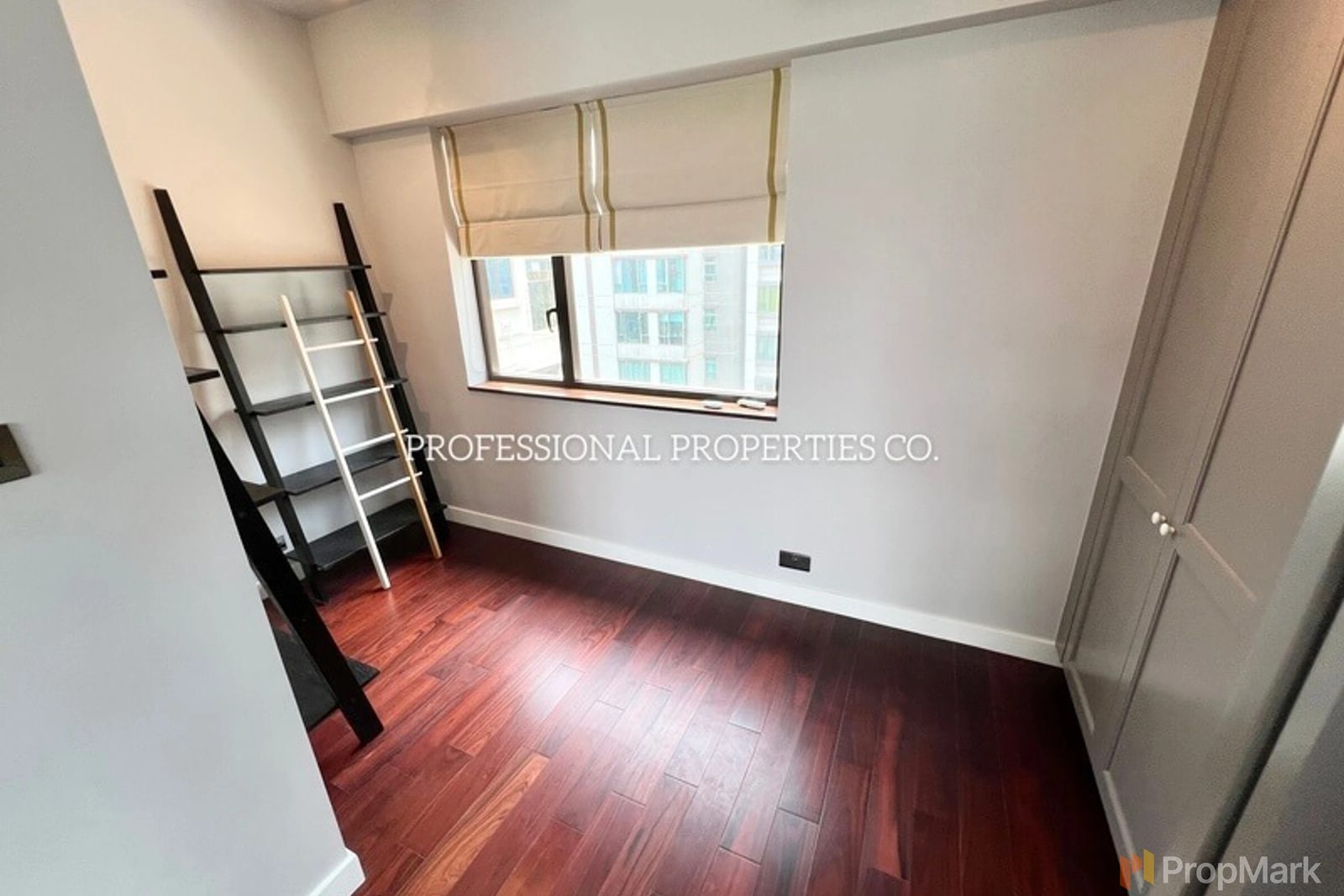 photo 20 — Yuk Sau Mansion, Happy Valley