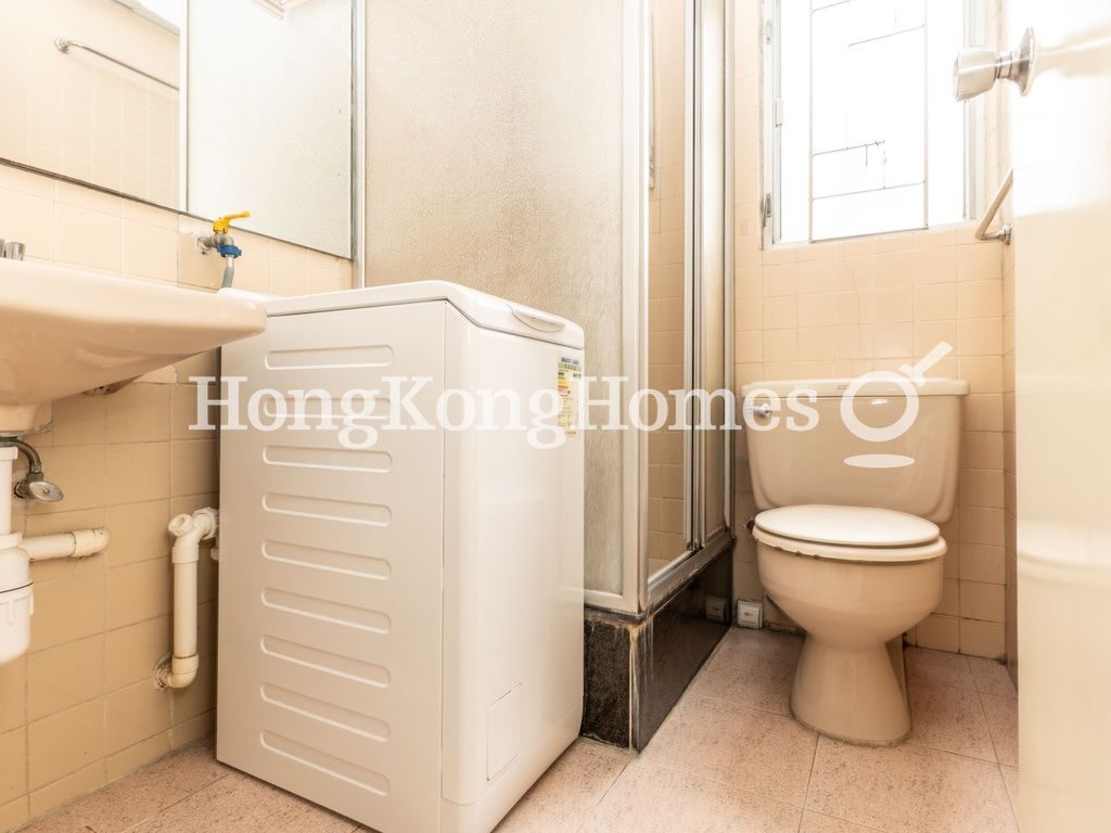 Master Bathroom — 慧林閣，西半山