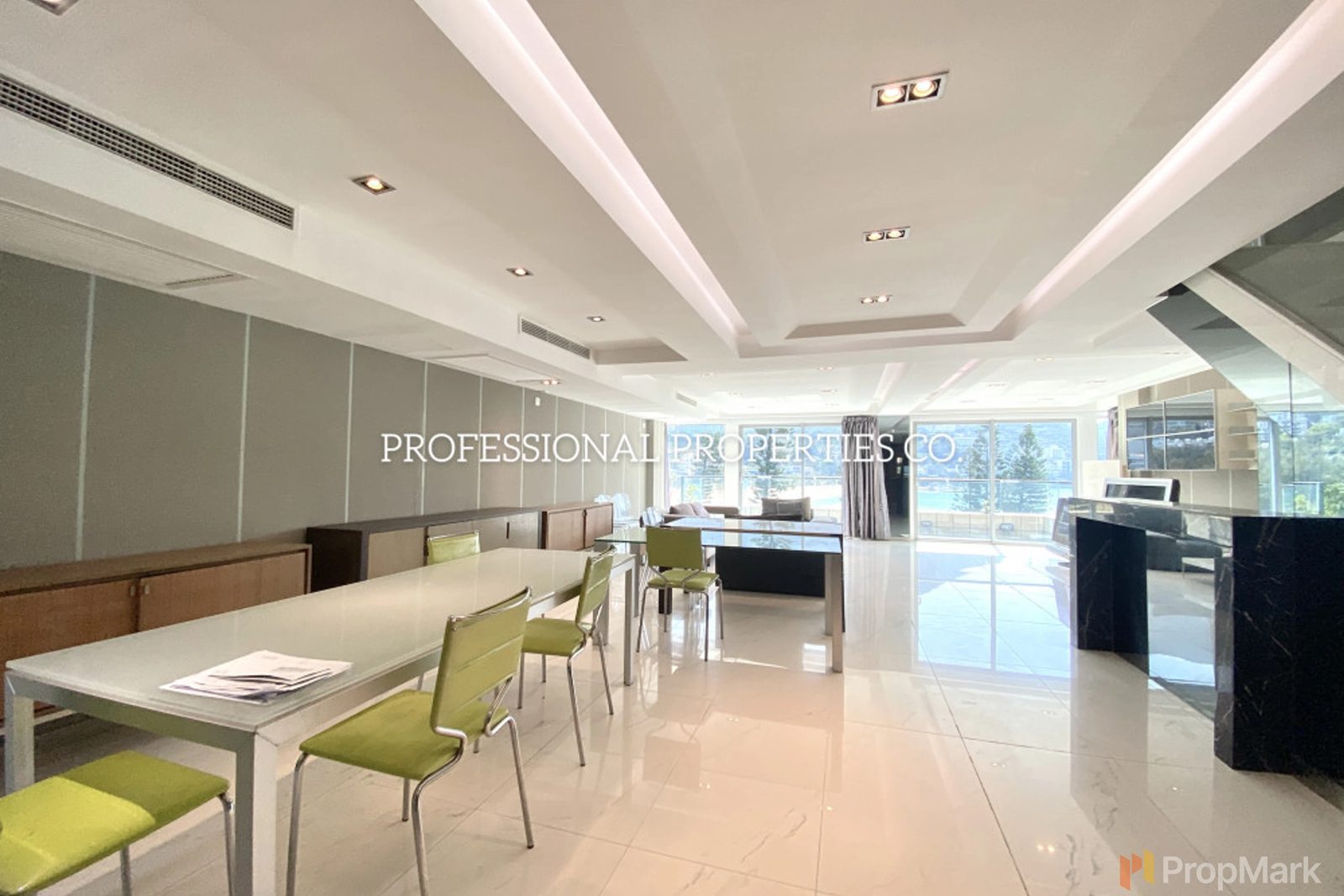 photo 2 — 56 Repulse Bay Road, Southside