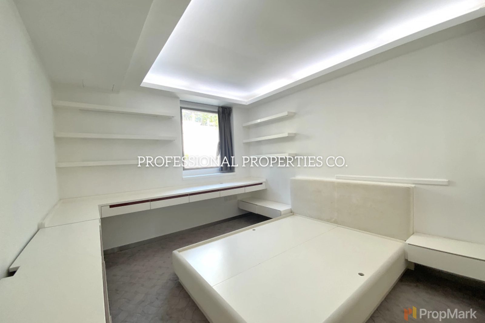photo 27 — 56 Repulse Bay Road, Southside