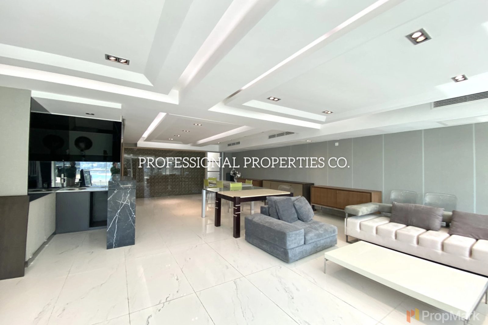 photo 8 — 56 Repulse Bay Road, Southside