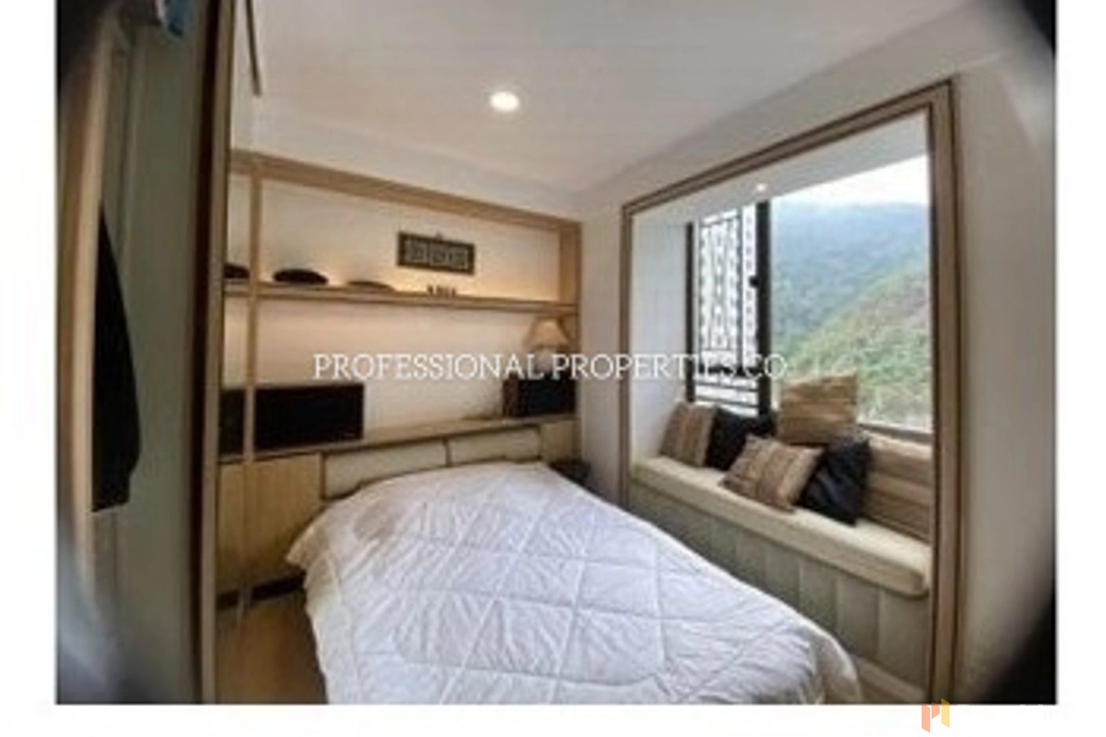 photo 4 — Amber Garden, Happy Valley