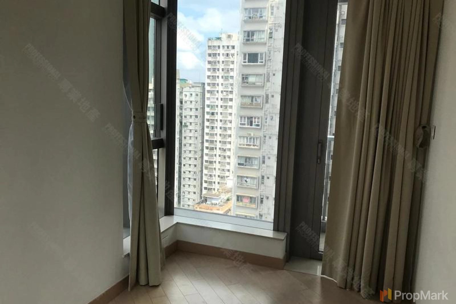 photo 9 — Imperial Kennedy, Kennedy Town