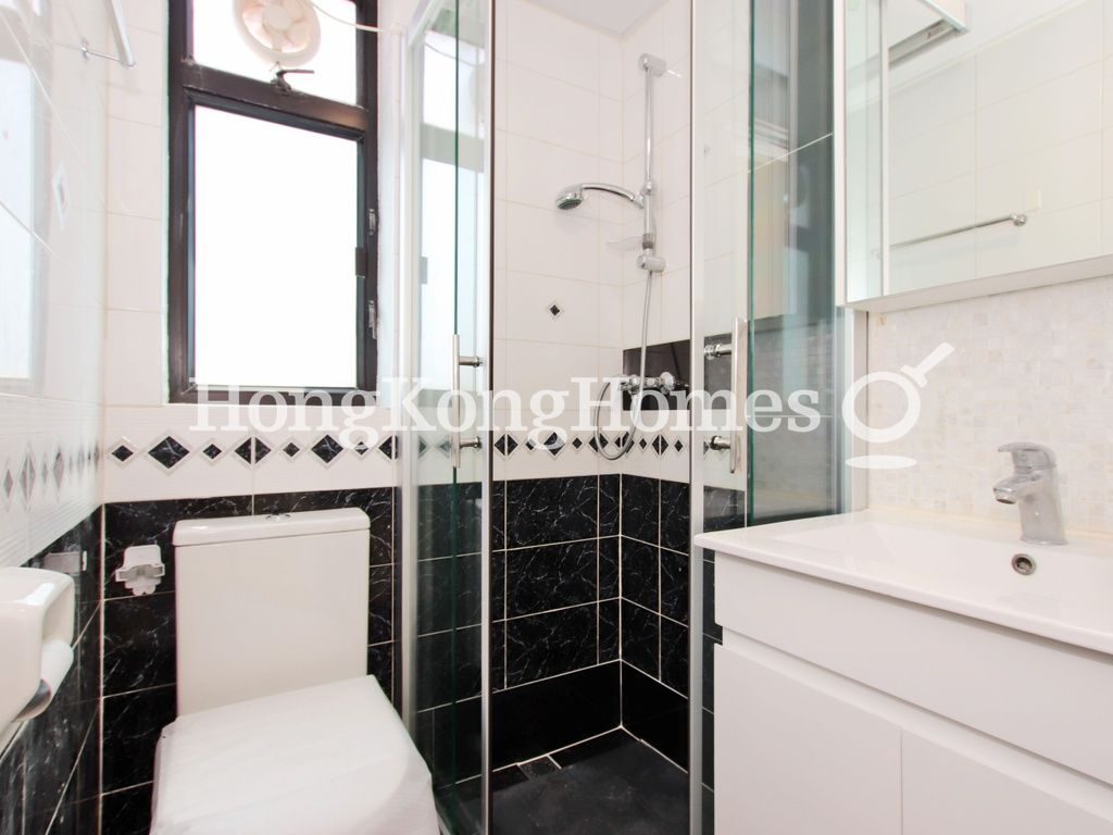 Master Bathroom — 慧莉苑，跑馬地