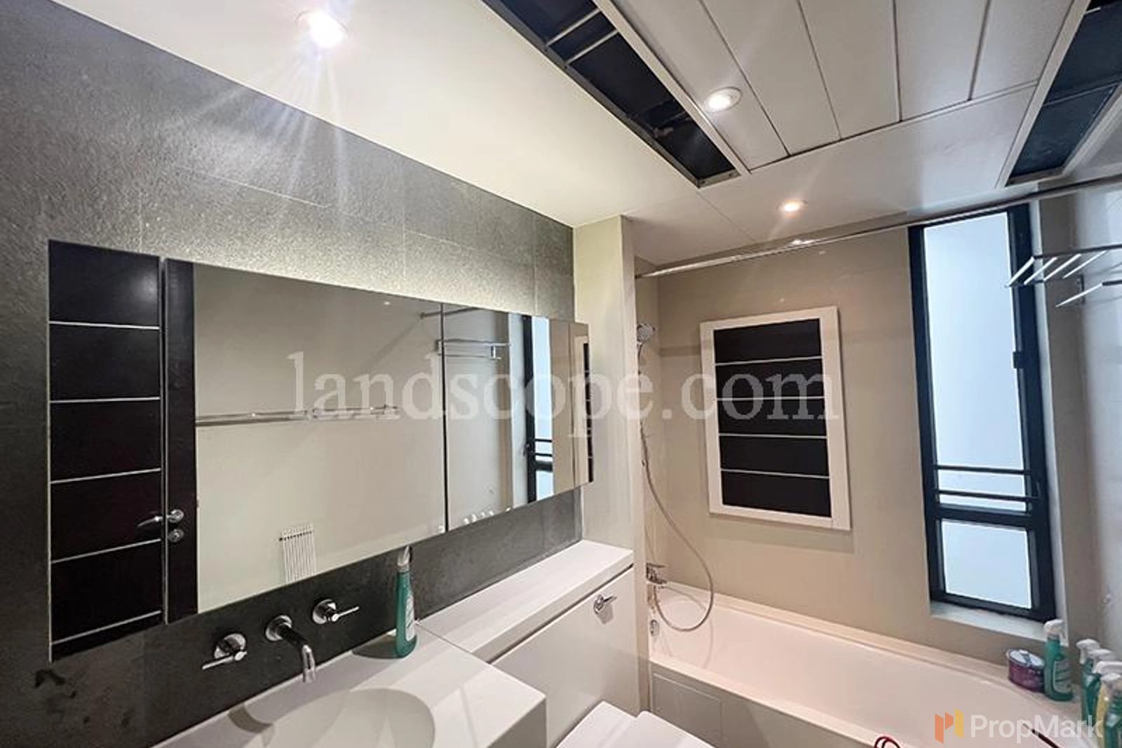 photo 7 — 11 Macdonnell Road, Mid-levels Central