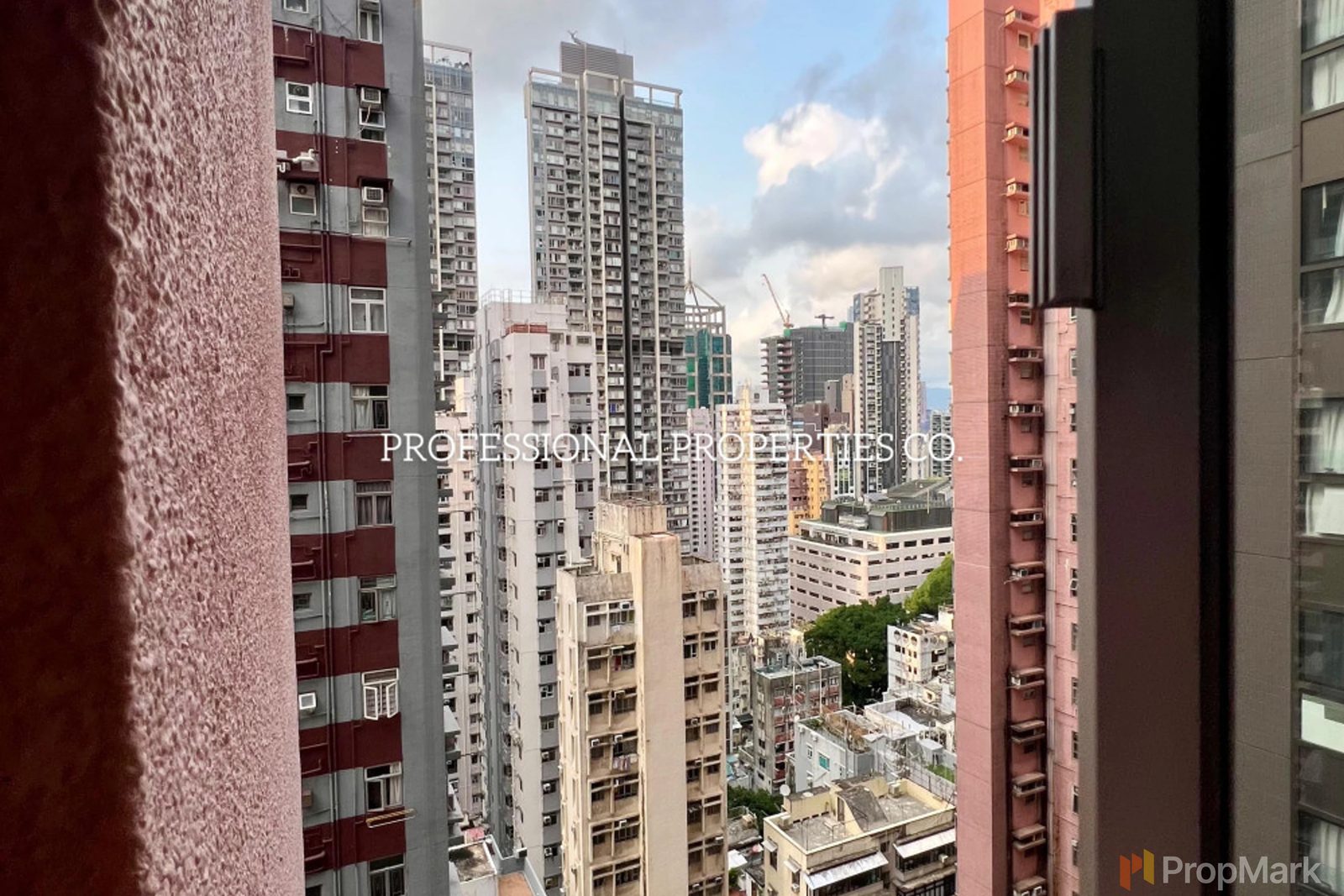 photo 6 — Wah Fai Court, Mid-levels West