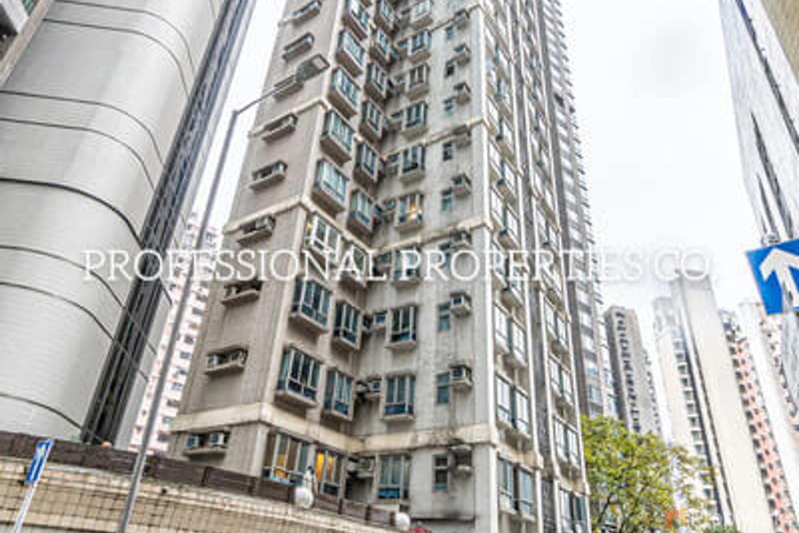 photo 9 — Windsor Court, Mid-levels West