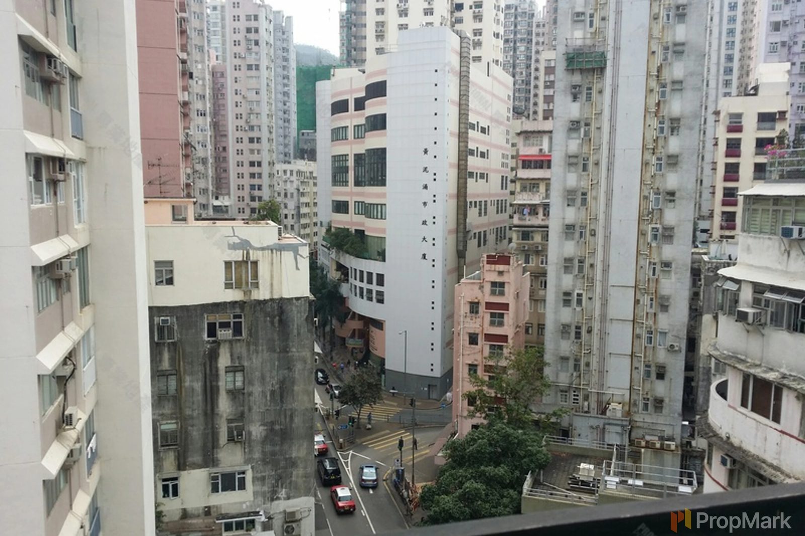 相片 16 — 成和道1-3號，跑馬地