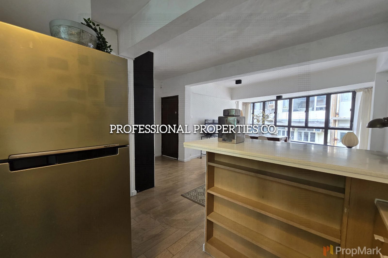 photo 3 — 36 Elgin Street, Central