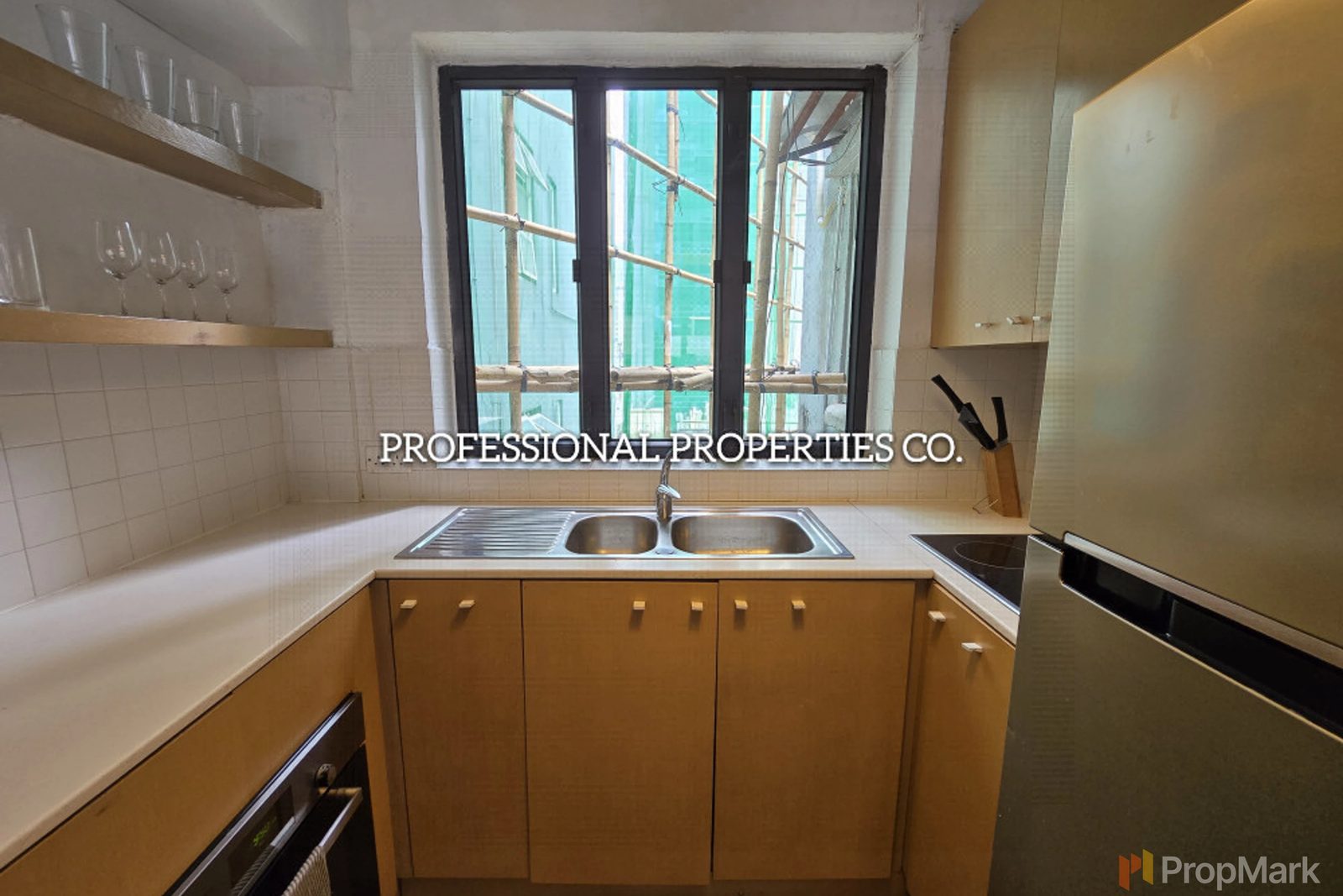photo 6 — 36 Elgin Street, Central