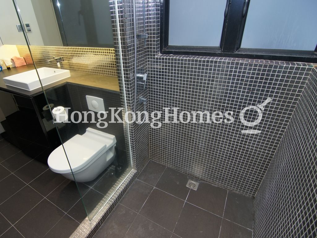 Guest Bathroom — Woodlands Terrace, Mid-levels West