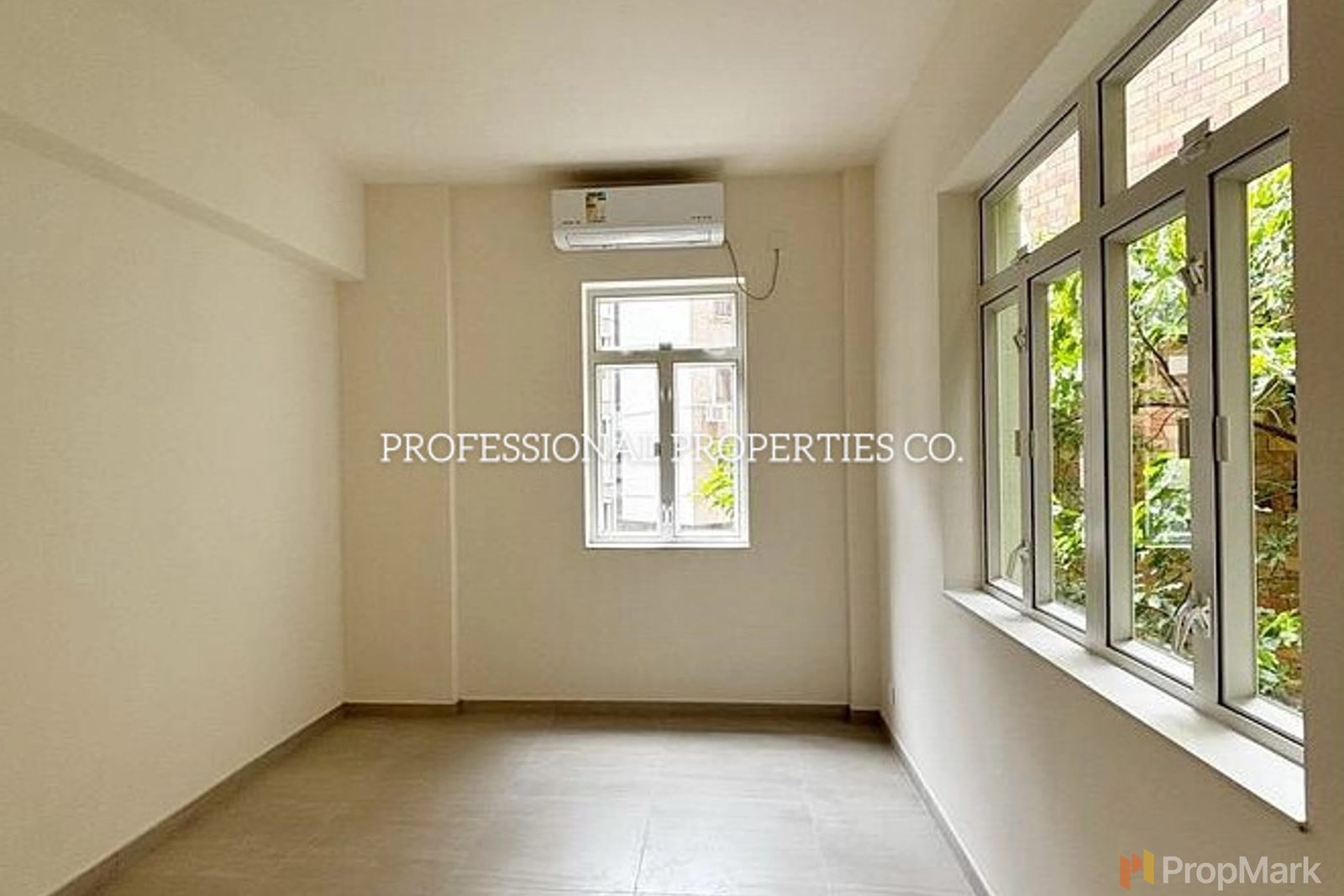 photo 10 — Village Mansion, Happy Valley