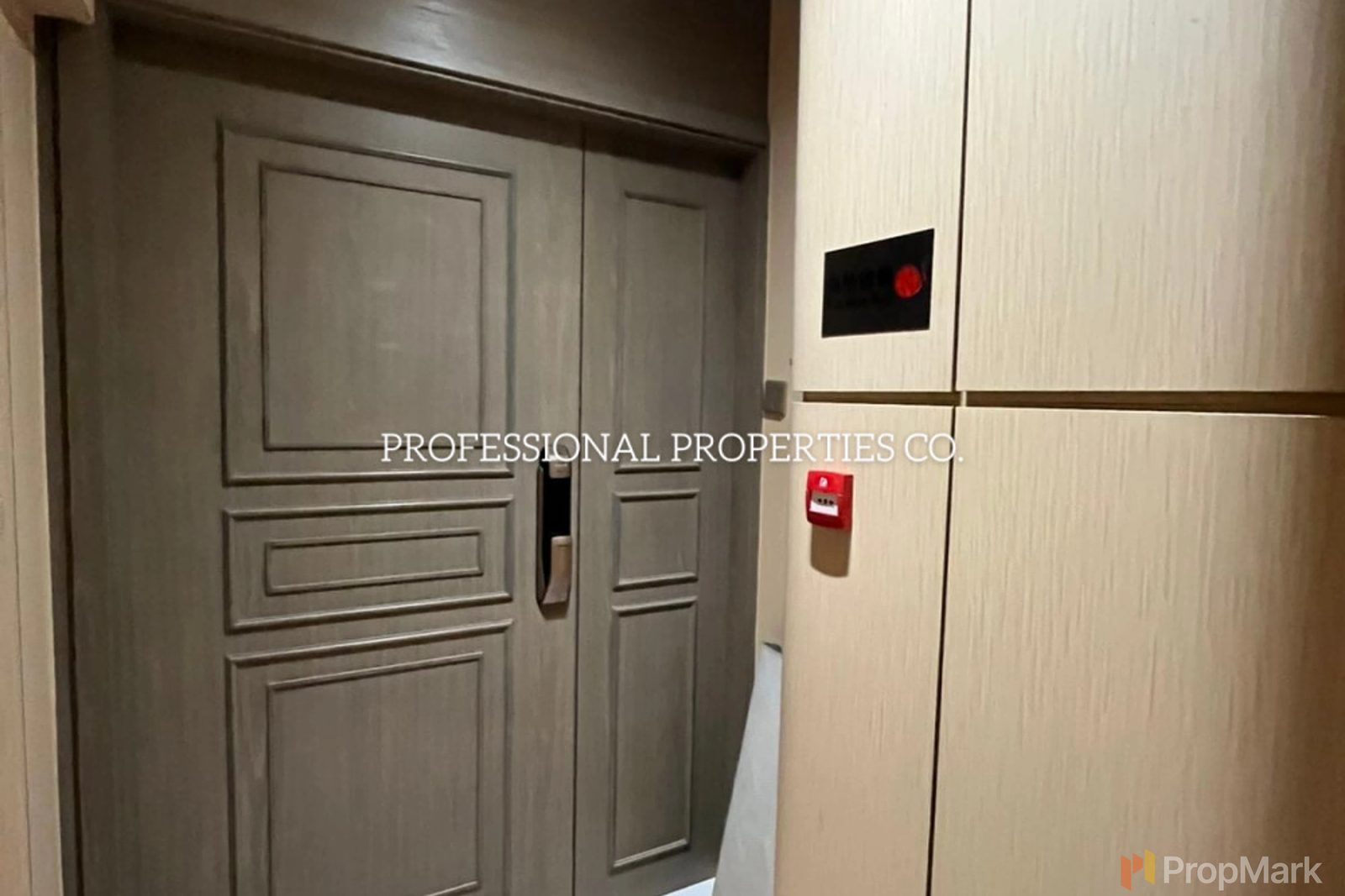 相片 19 — 香港花園，西半山