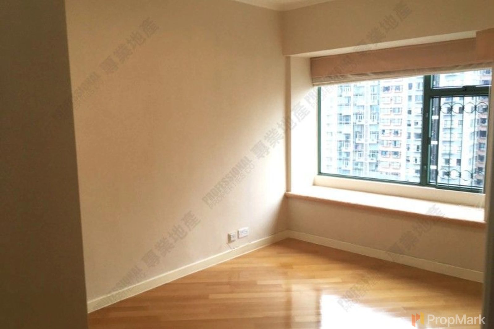 photo 4 — Robinson Place, Mid-levels West