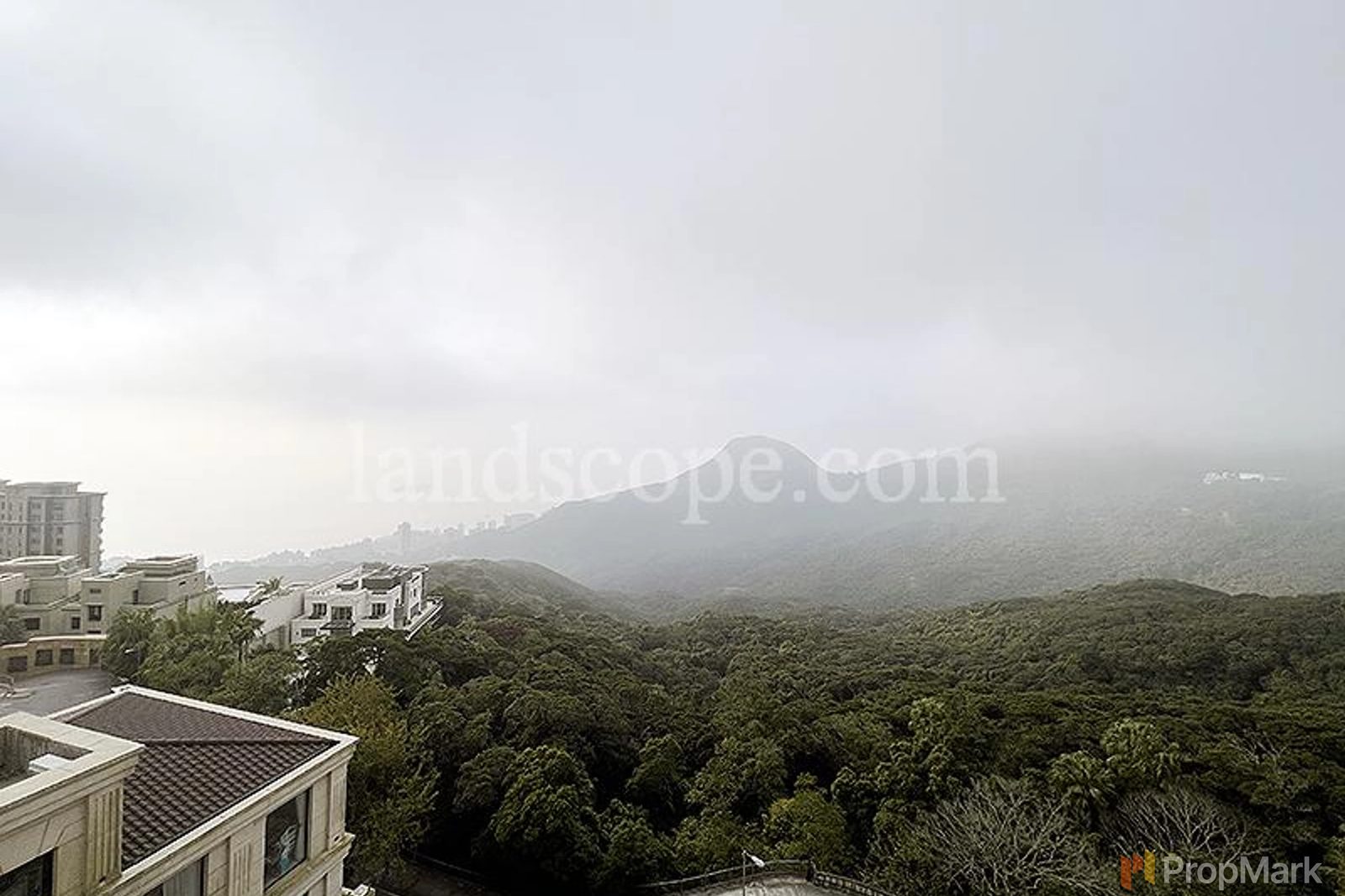 相片 6 — 瑞燕大廈，山頂