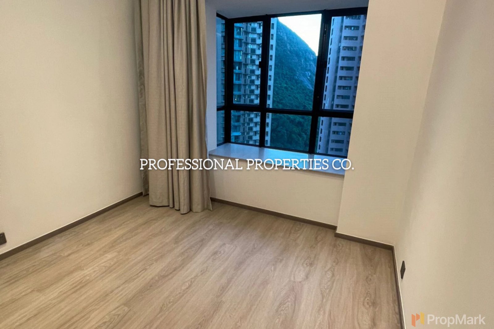 photo 5 — Dynasty Court, Mid-levels Central
