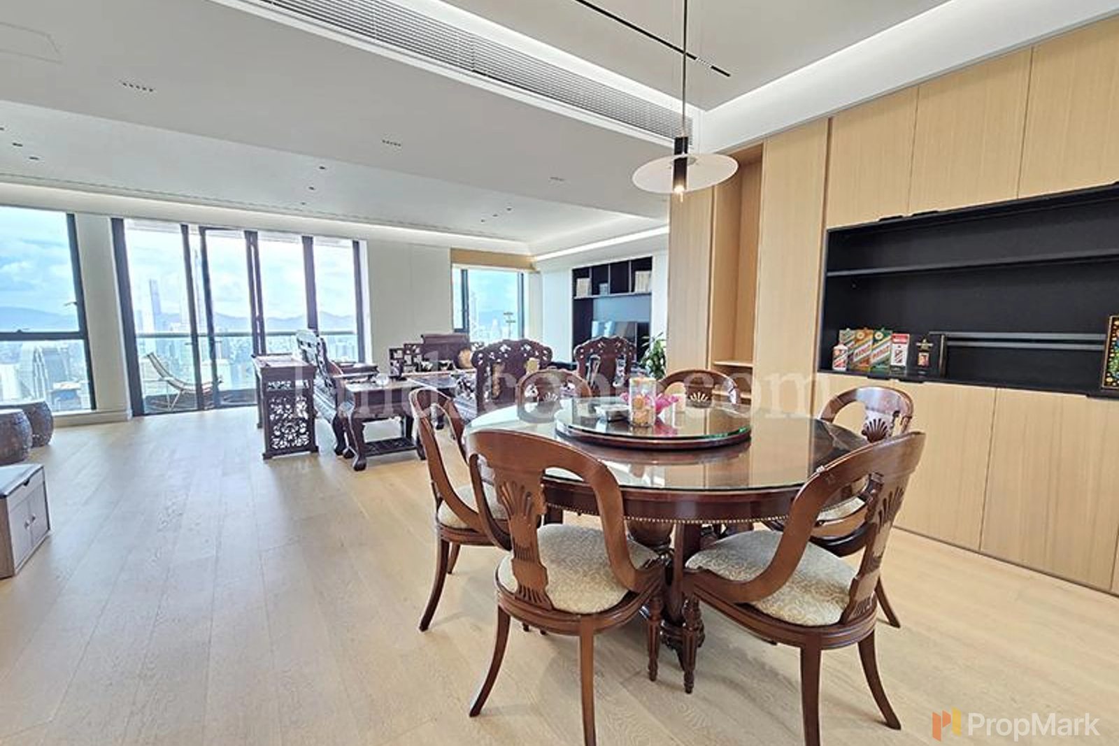 photo 4 — The Mayfair, Mid-levels Central