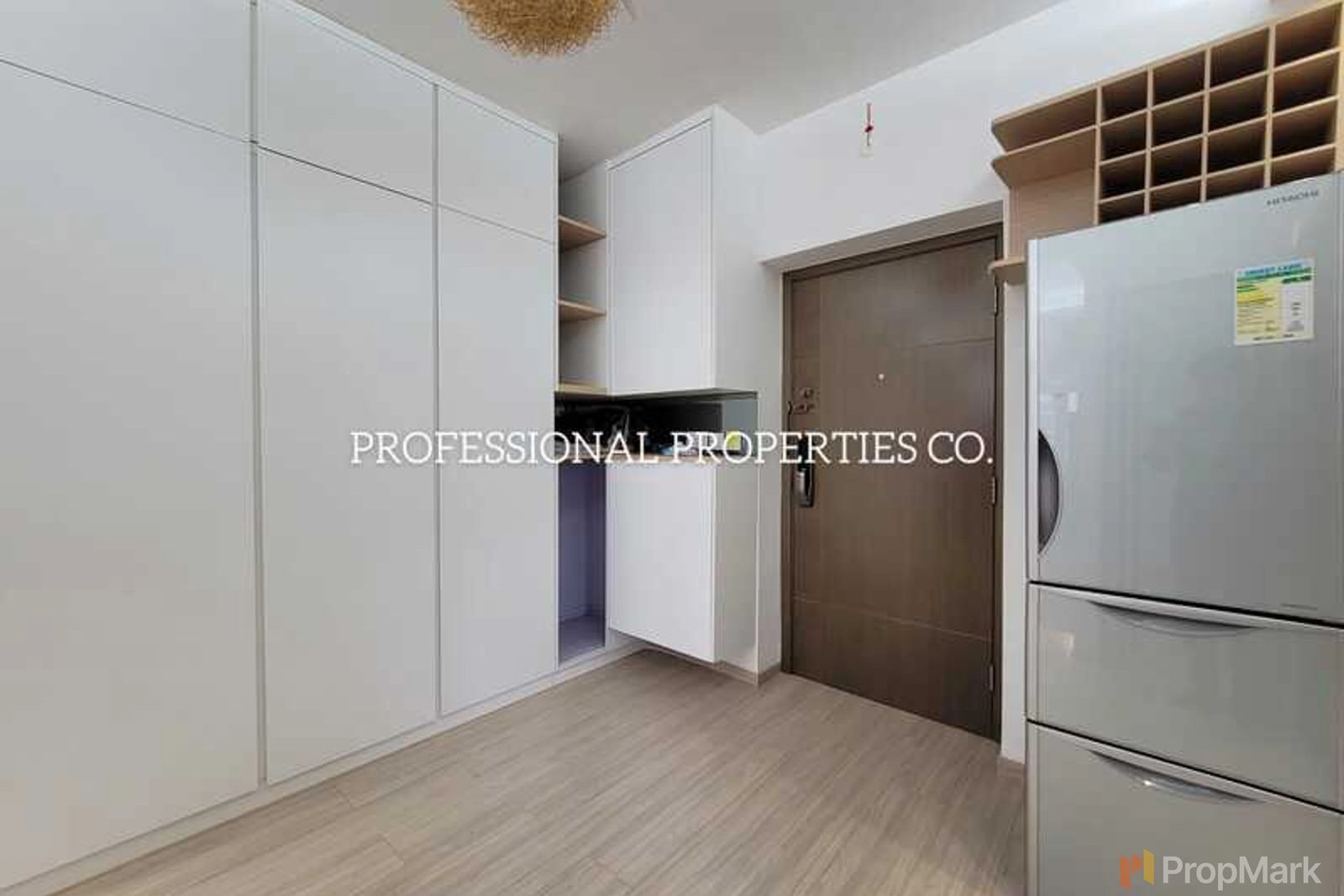 photo 6 — Felicity Building, Central