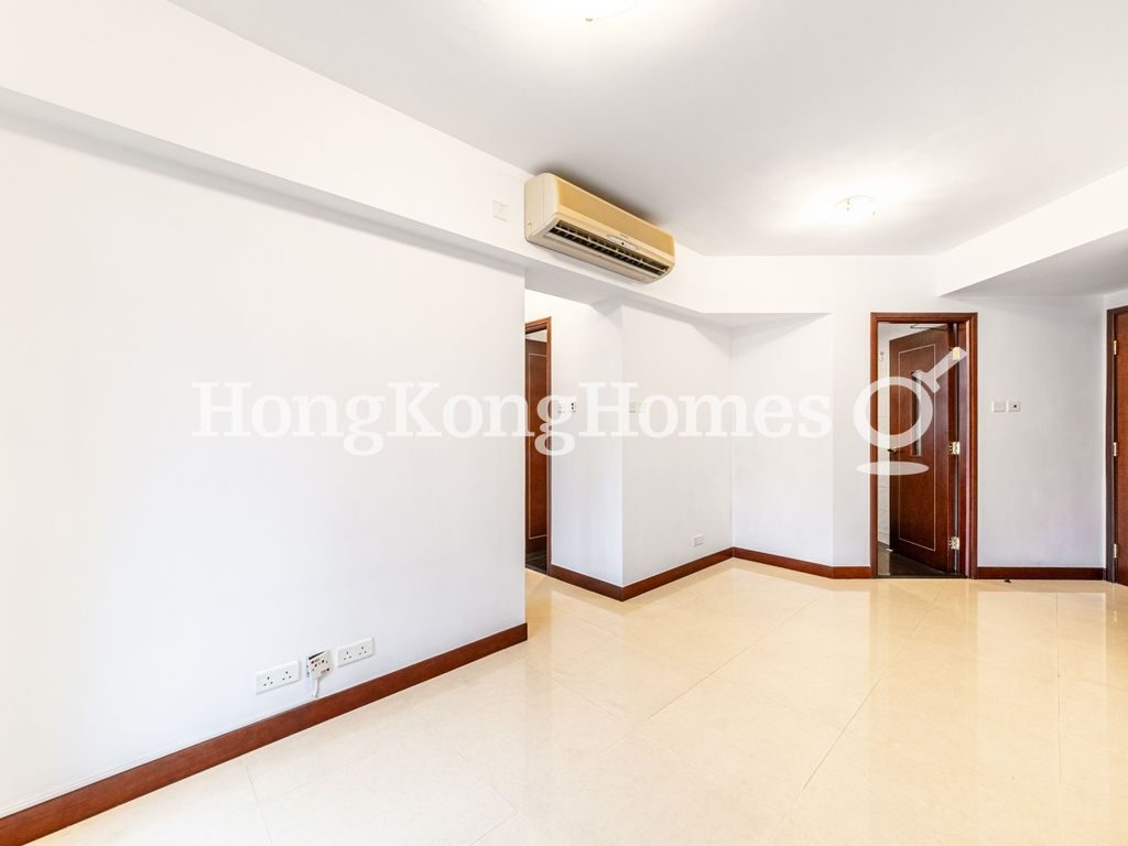 Living and Dining Room — The Merton - Block 01, Western / Kennedy Town