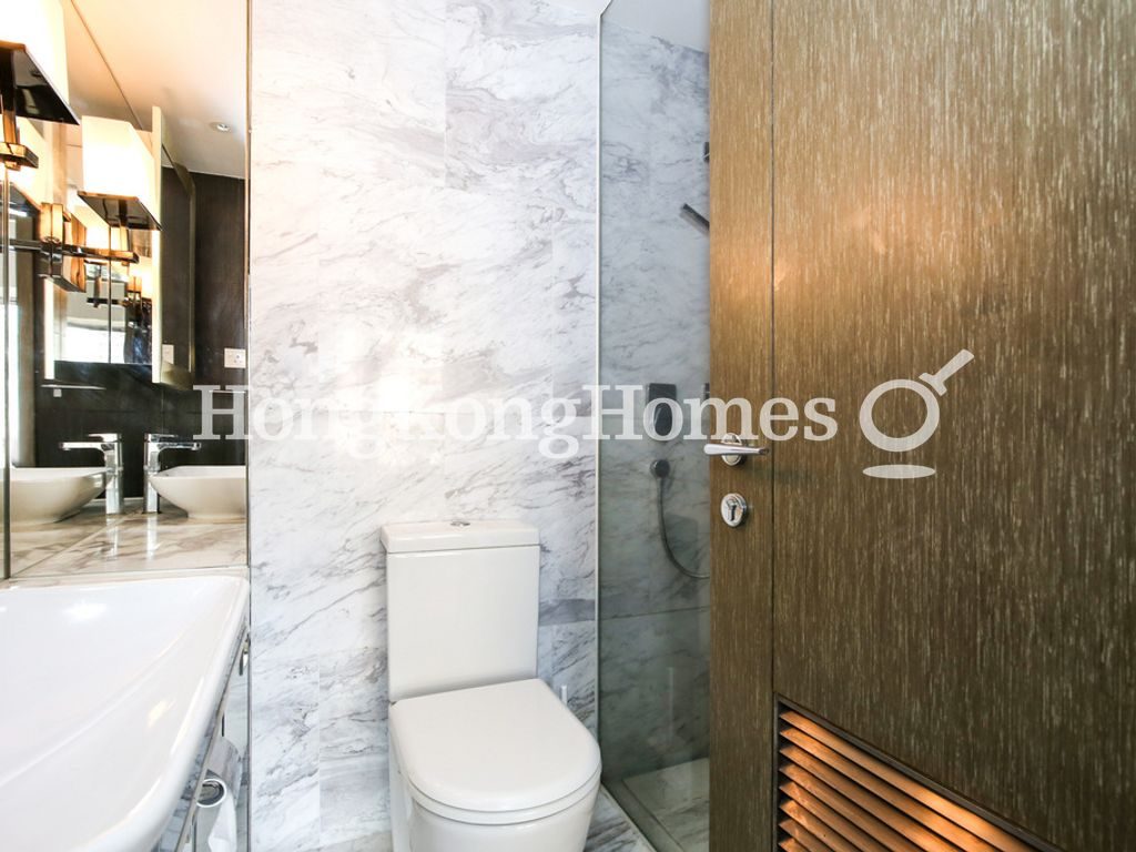 Guest Bathroom — CentrePoint, Central