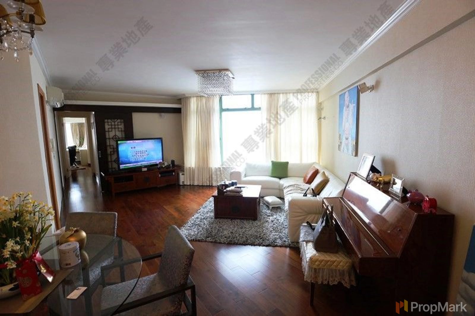 photo 2 — Robinson Place, Mid-levels West