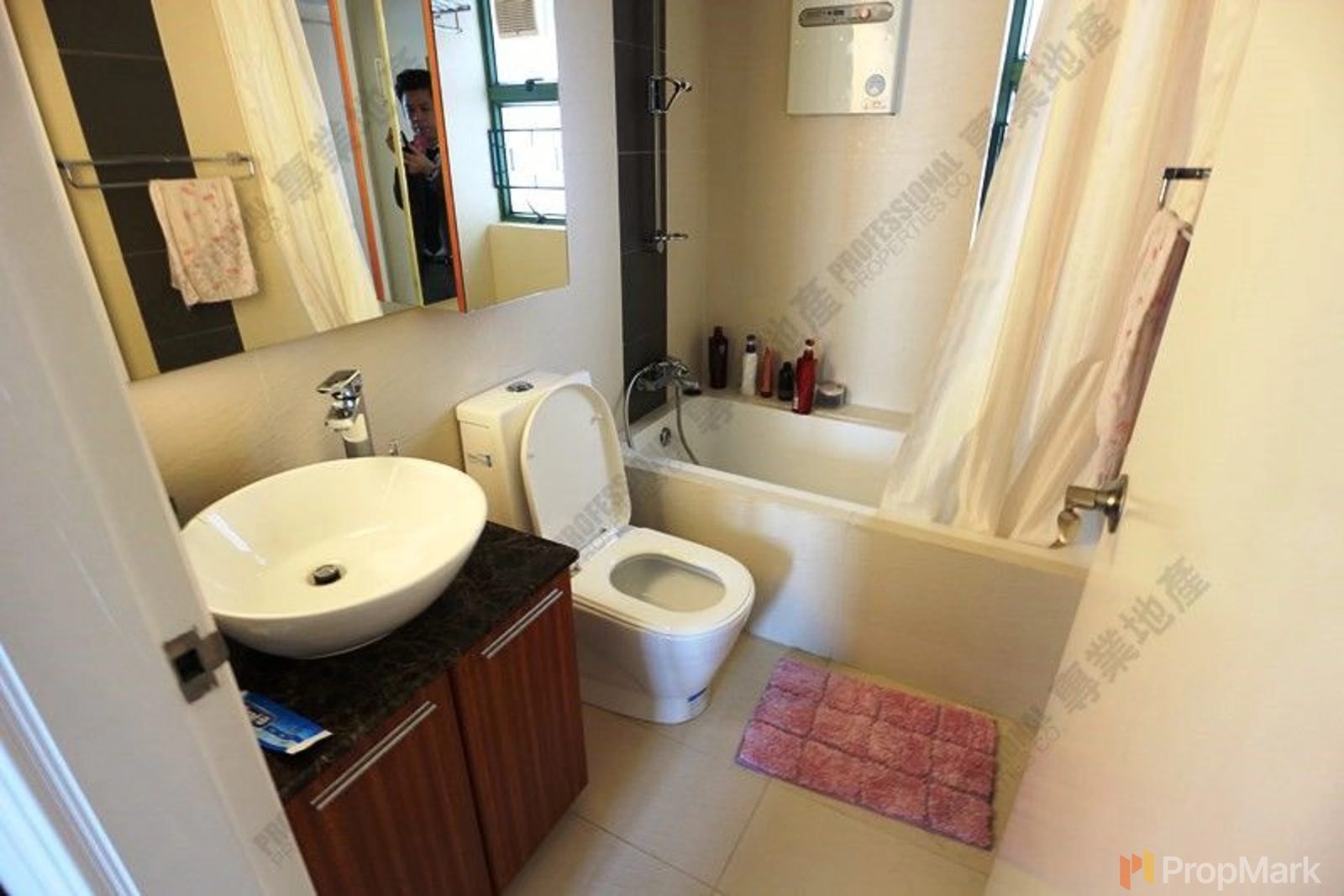 photo 6 — Robinson Place, Mid-levels West