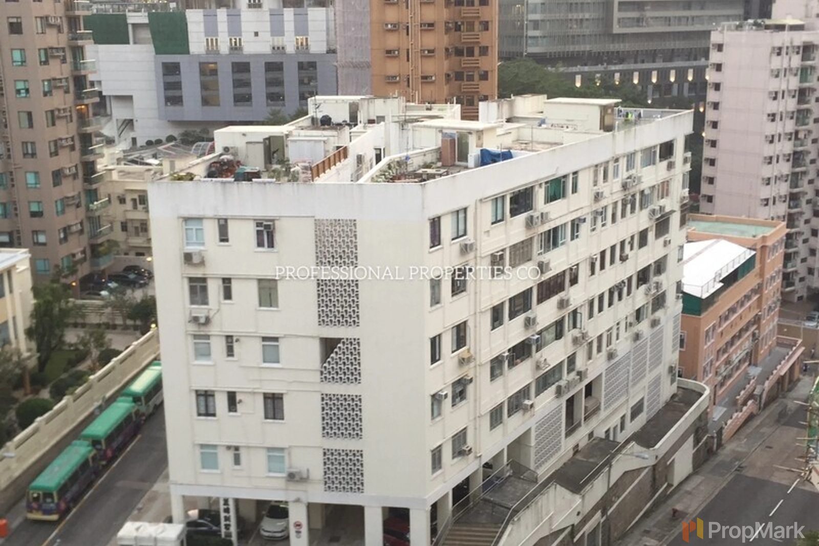 photo 18 — Blue Pool Court, Happy Valley