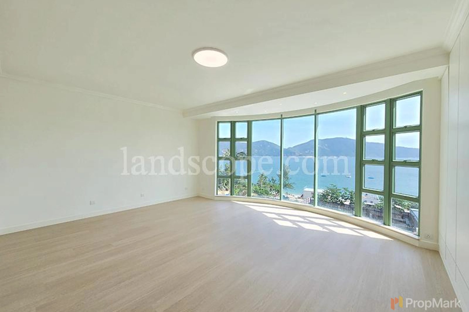 相片 7 — 環海崇樓，港島南區