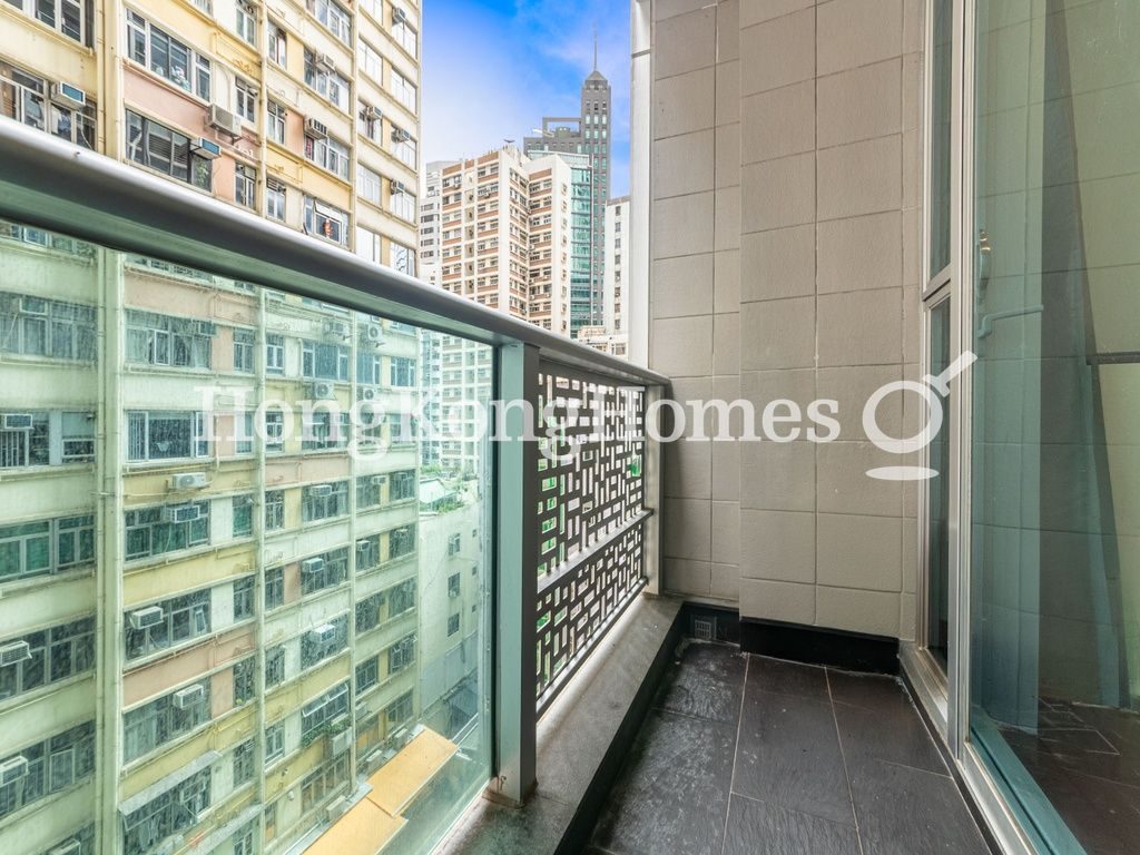 Balcony off Second Ensuite Bedroom — 嘉薈軒，灣仔