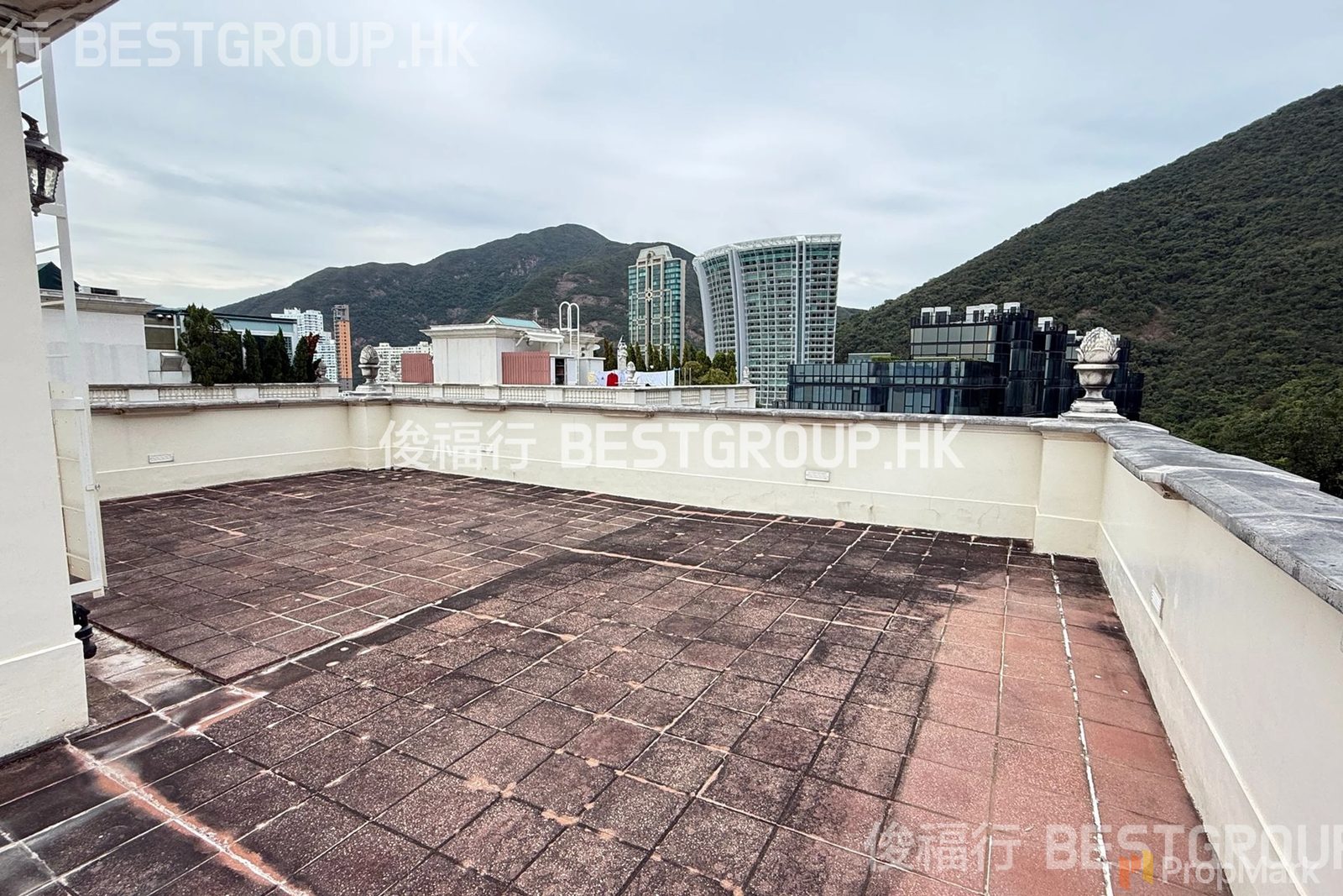 相片 11 — 淺水灣道110號，港島南區