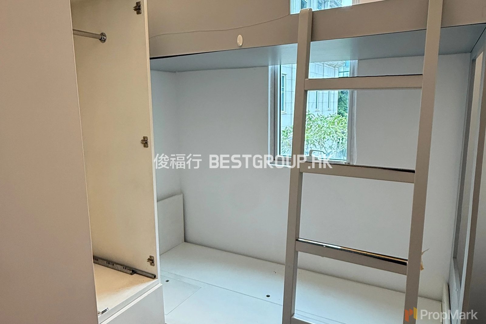 相片 17 — 淺水灣道110號，港島南區