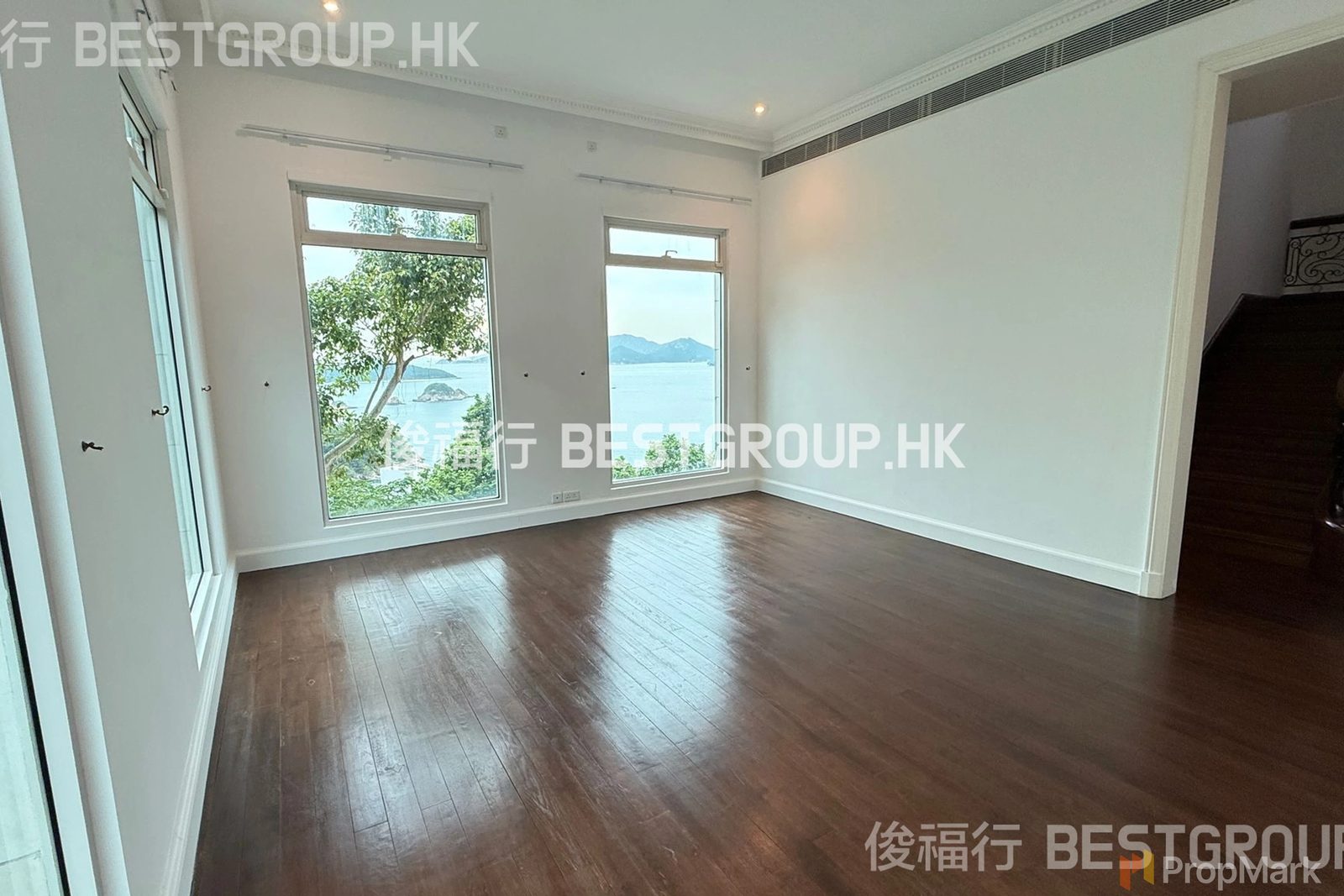 相片 8 — 淺水灣道110號，港島南區