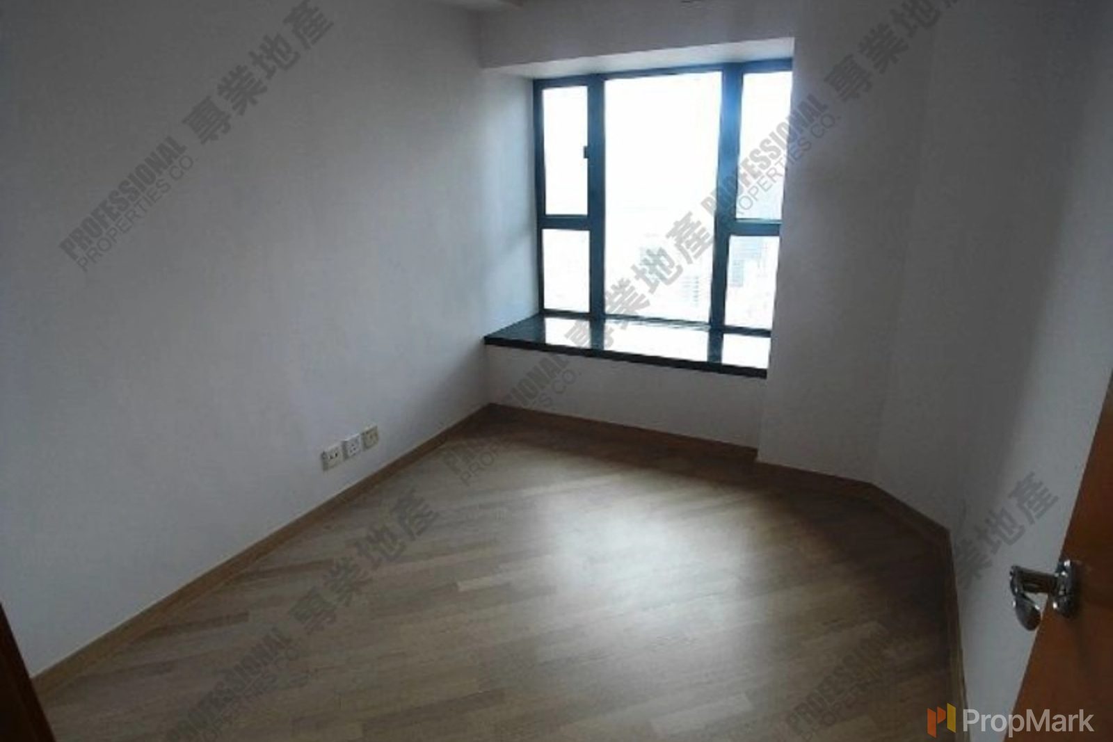 photo 11 — 80 Robinson Road, Mid-levels West