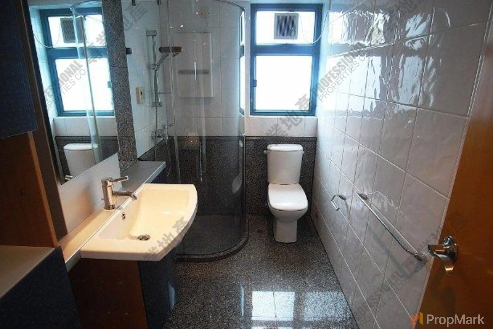photo 6 — 80 Robinson Road, Mid-levels West