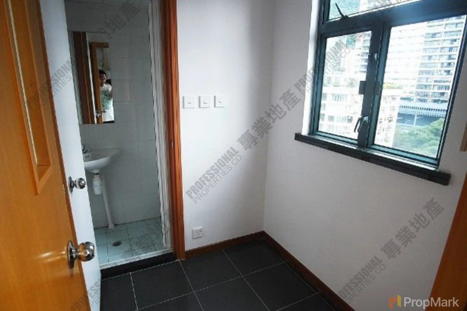 photo 9 — 80 Robinson Road, Mid-levels West