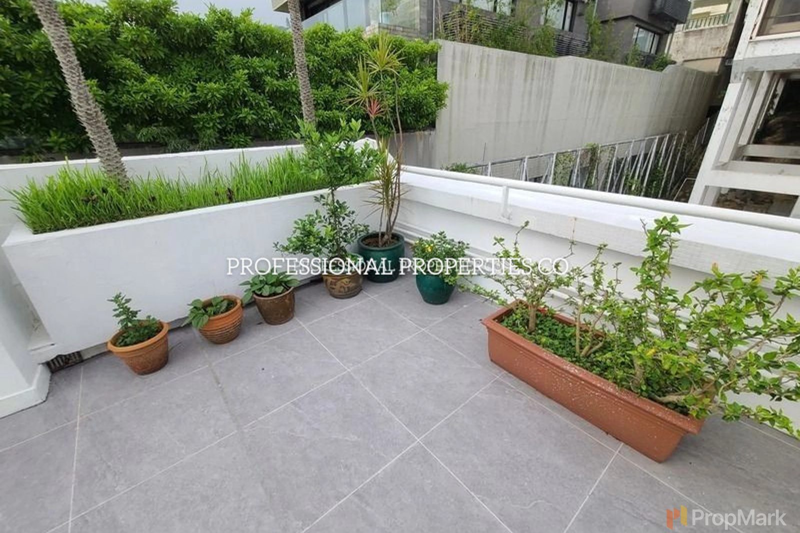 photo 23 — Coral Villas, Southside