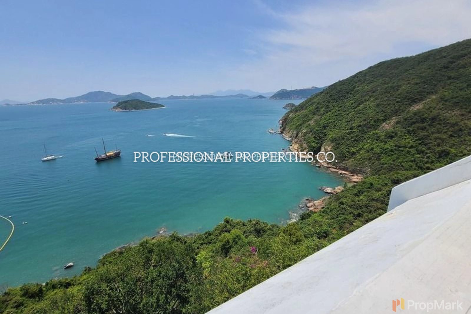photo 13 — Coral Villas, Southside