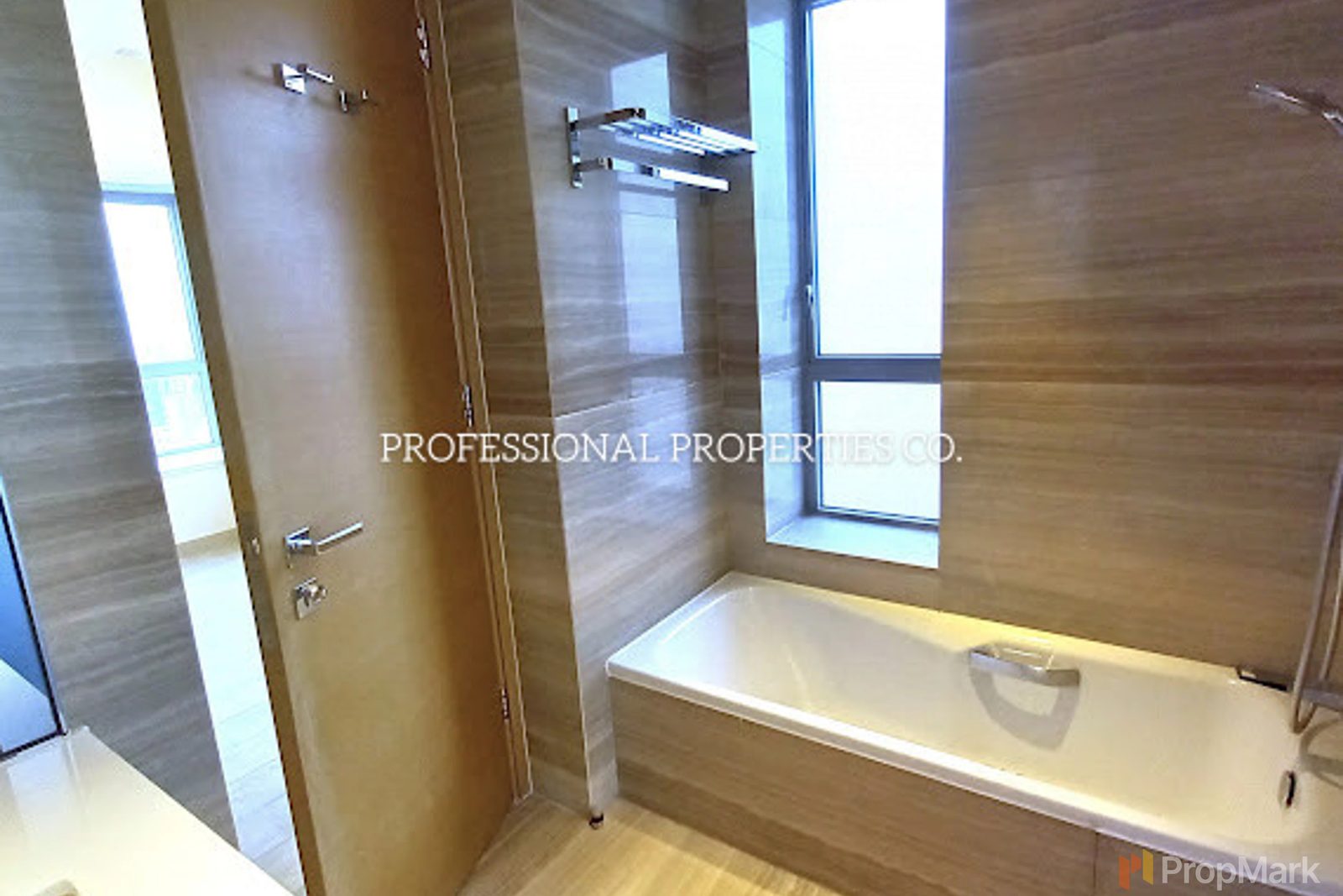 photo 17 — The Summa, Mid-levels West