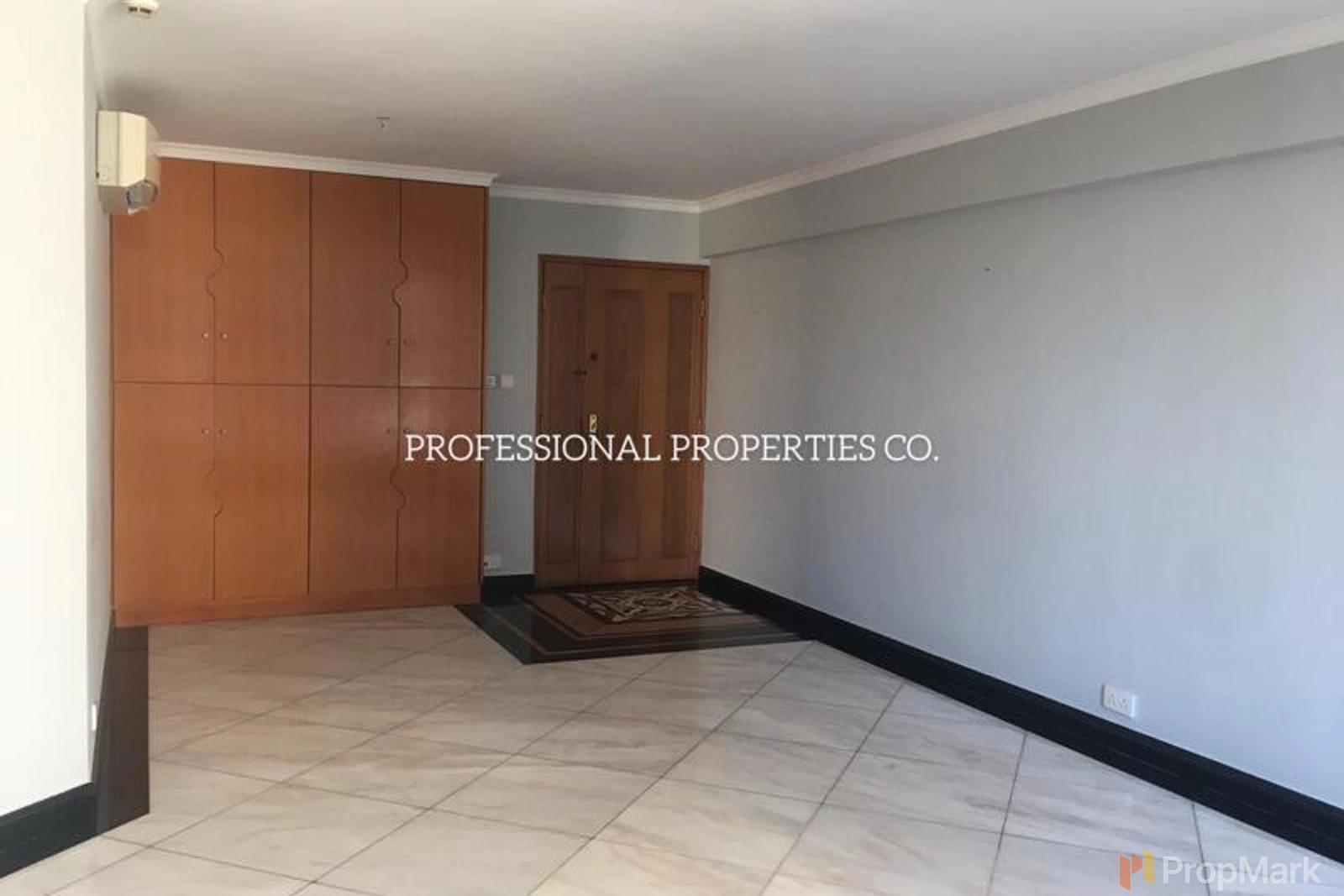 photo 2 — Robinson Place, Mid-levels West