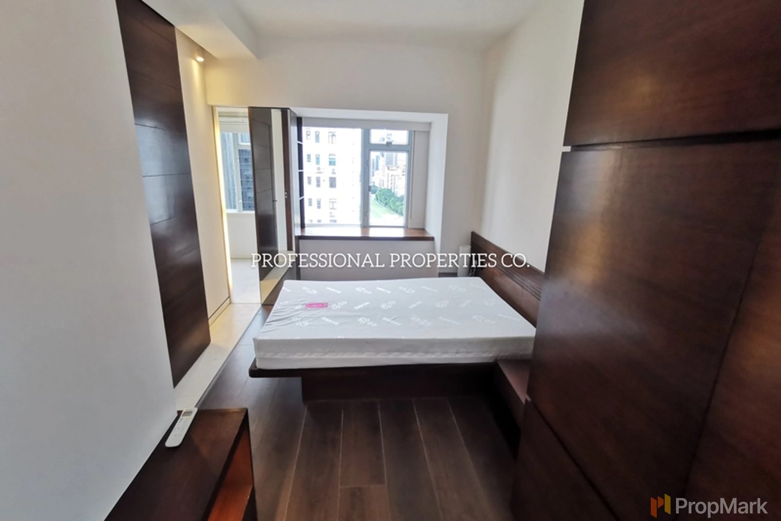 photo 7 — Fairview Court, Pokfulam