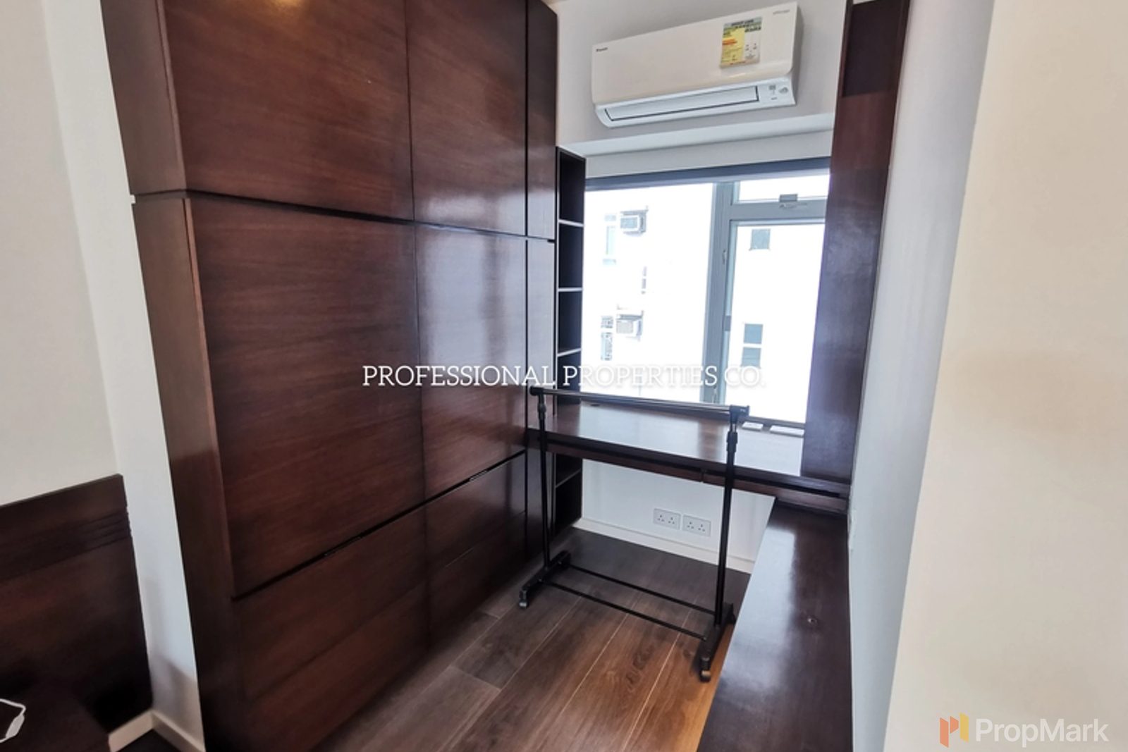 photo 8 — Fairview Court, Pokfulam