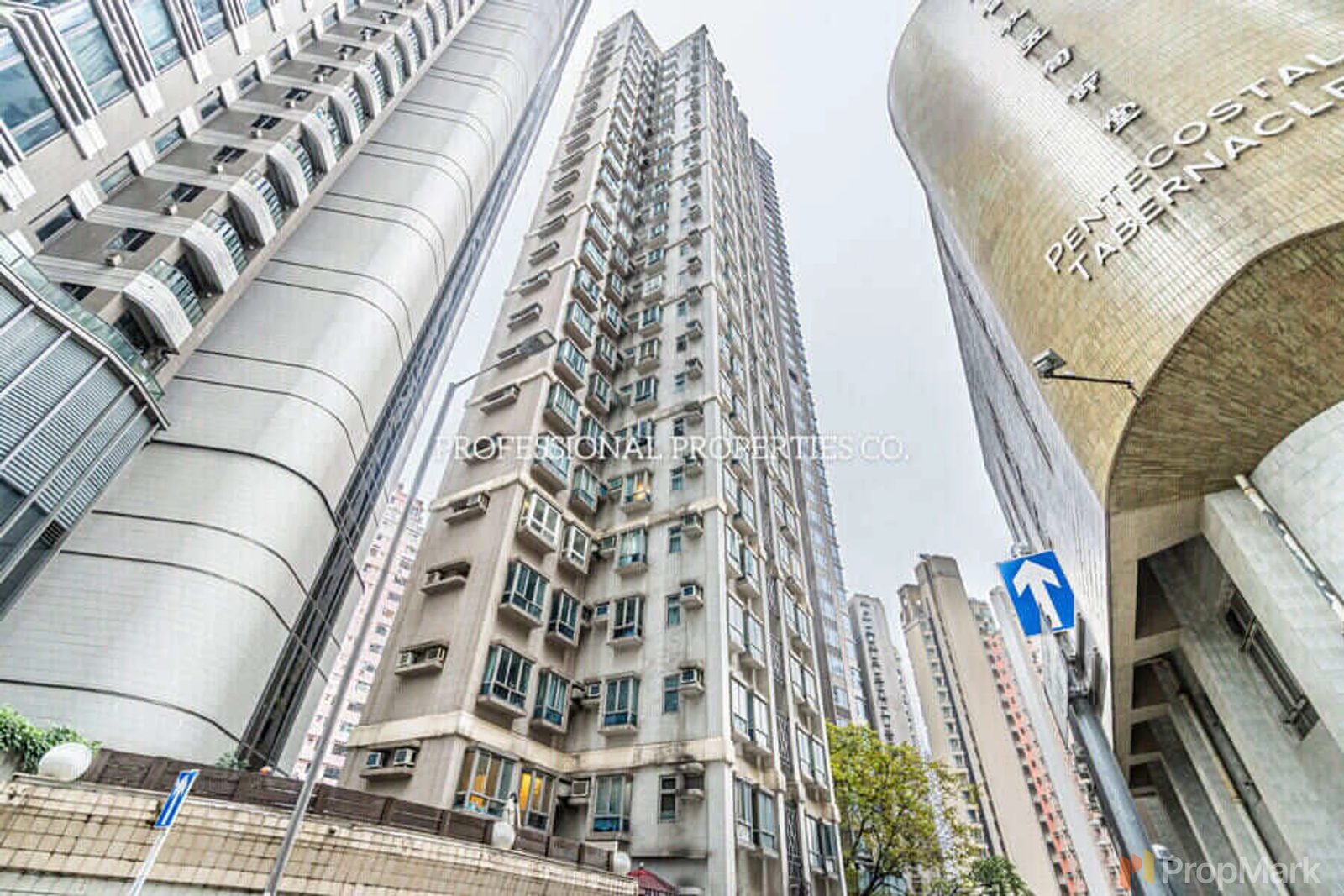 photo 9 — Windsor Court, Mid-levels West