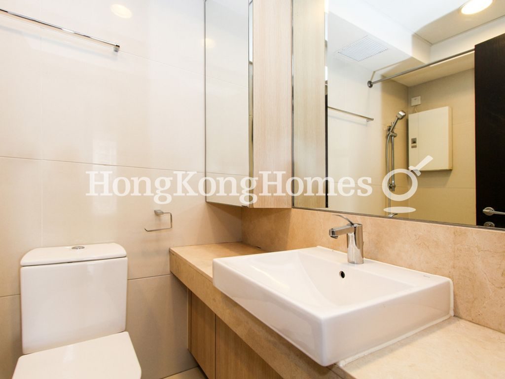 Guest Bathroom — The Icon，西半山