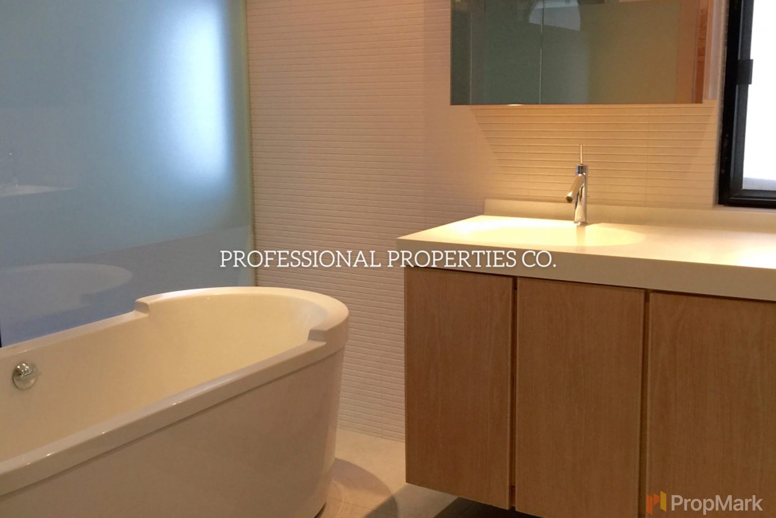 相片 7 — 華峯樓，東半山