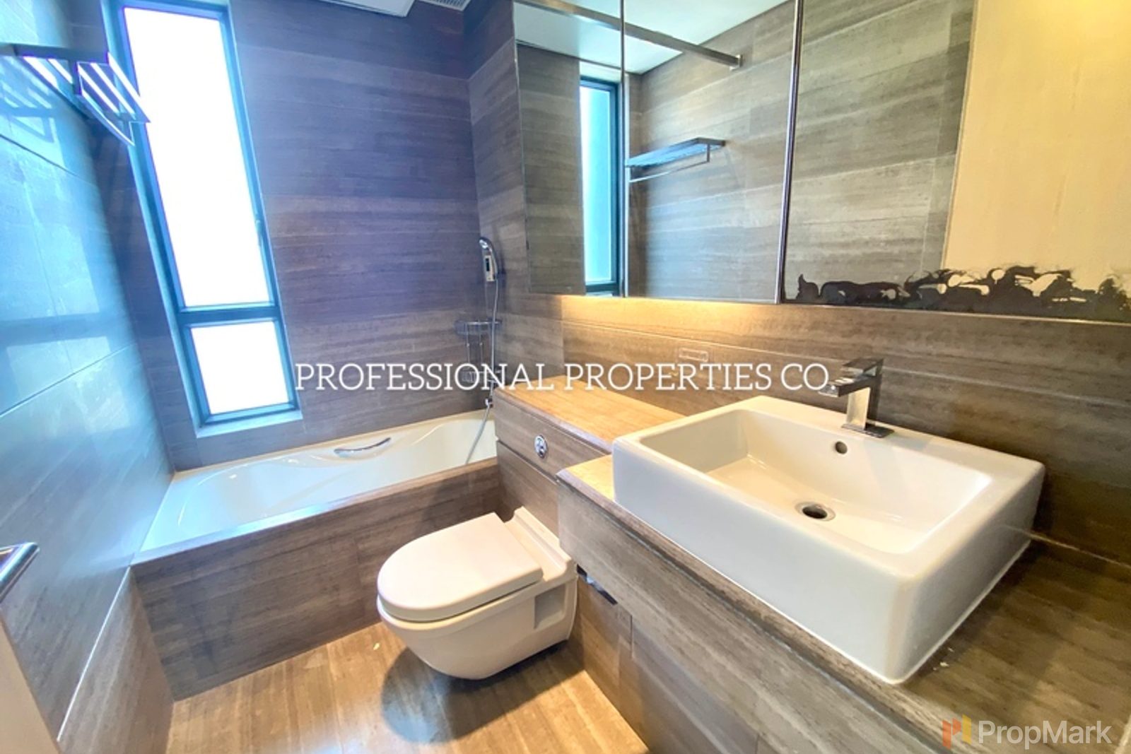 photo 21 — Broadwood Twelve, Happy Valley