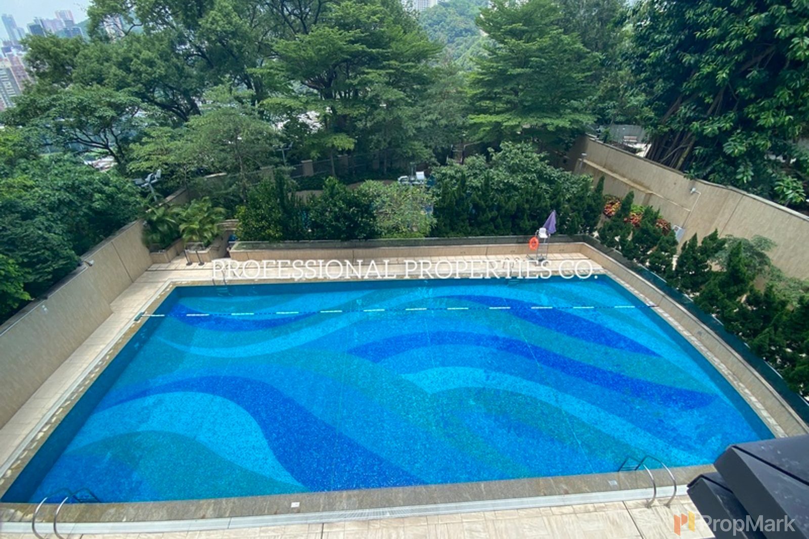 photo 38 — Broadwood Twelve, Happy Valley