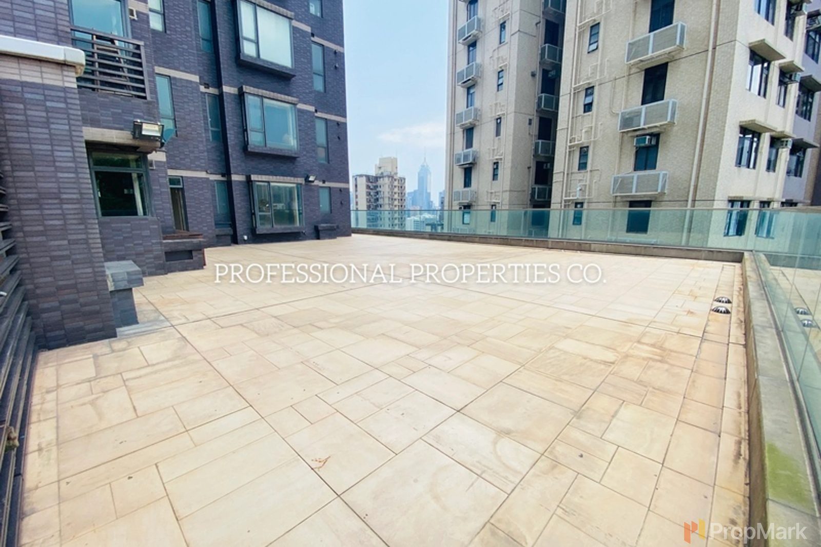 photo 4 — Broadwood Twelve, Happy Valley